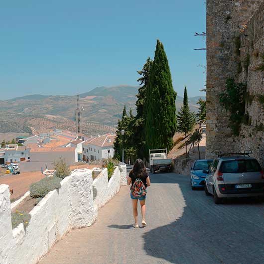 calle Subida a la Iglesia de Olvera